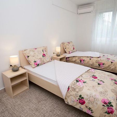 Apartments Put Plokita Smilja Split Luaran gambar