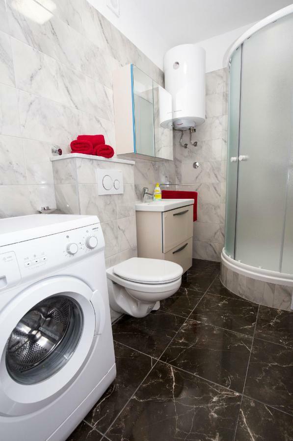 Apartments Put Plokita Smilja Split Luaran gambar