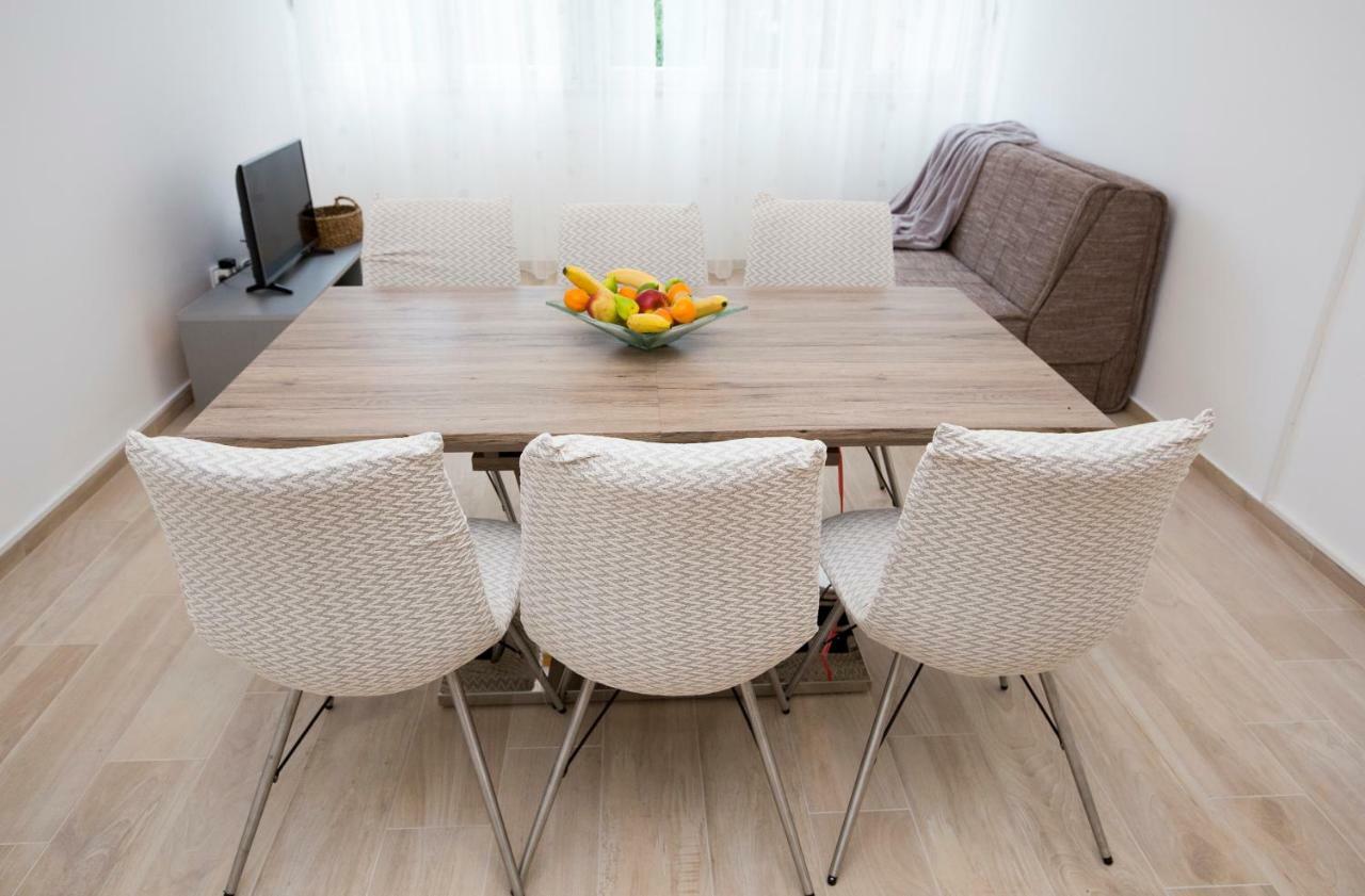 Apartments Put Plokita Smilja Split Luaran gambar