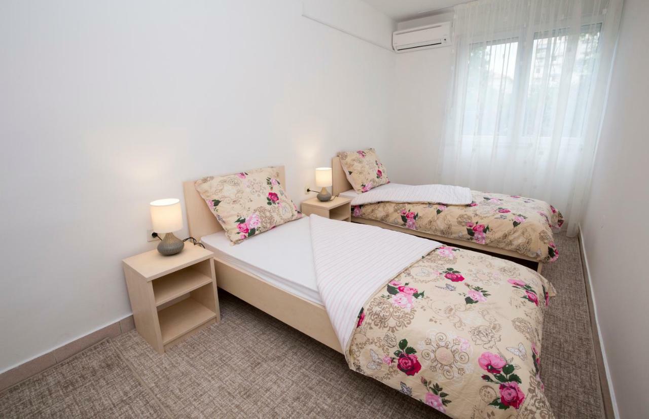 Apartments Put Plokita Smilja Split Luaran gambar